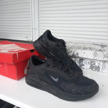 pertle za patike: Nike Air Max Bolt Black 45 UK 10 Dužina gazišta 29 cm Nošene, u dobrom