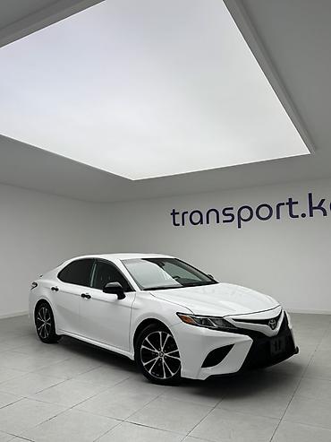levin corolla: Toyota Camry: 2020 г., 2.5 л, Автомат, Бензин, Седан — 2