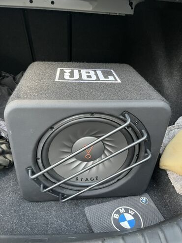 Monitorlar: Jbl ideal vezyetdedi
