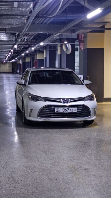 срочно продается авто: Toyota Avalon: 2015 г., 2.5 л, Вариатор, Гибрид, Седан