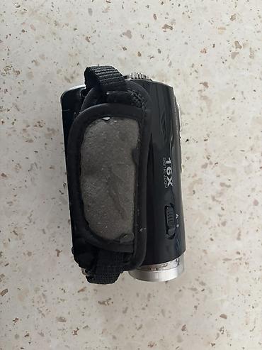 Foto və videokameralar: Sony rəqəmsal videokamera Xüsusiyyətlər: - Kompakt “handycam” korpus — 5