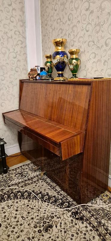 Музыкальные инструменты: Akustik upright piano – “Украина” (sovet istehsalı) - Korpus: parlaq — 2