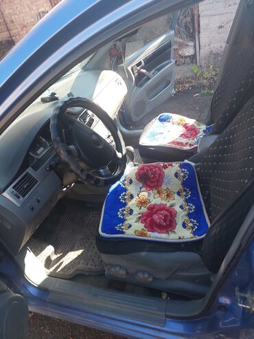 цена домкрата для легкового автомобиля: Chevrolet Lacetti: 2005 г., 1.6 л, Автомат, Бензин, Седан