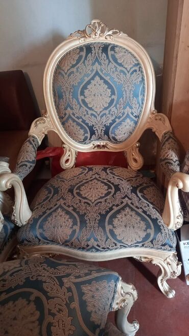 Masa və oturacaq dəstləri: Qonaq otağı üçün, İşlənmiş, Dördbucaq masa — 14