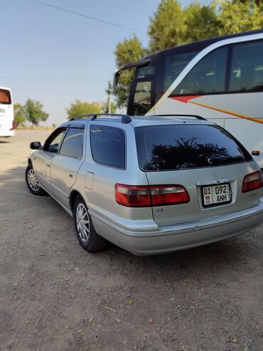 лед лампа для авто: Toyota Camry: 1997 г., 2.2 л, Автомат, Бензин, Универсал