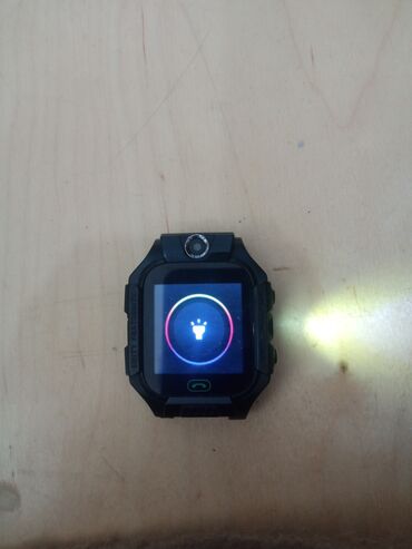 Smart saatlar: Uşaq üçün ağıllı saat – kameralı və fənərli Xüsusiyyətlər: - Rəng — 4