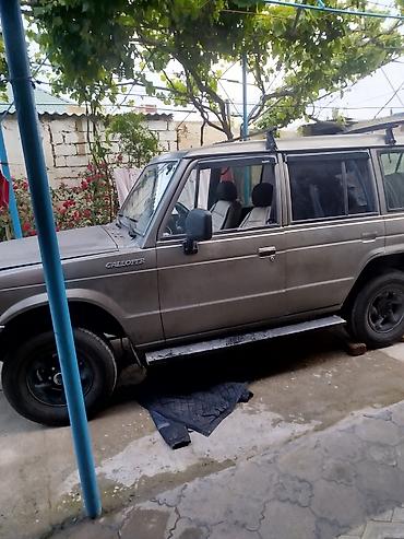 Digər avtomobillər: Off-road tipli 7 yerlik SUV - Kuzov: 5 qapılı, tavan relsləri və yan — 9