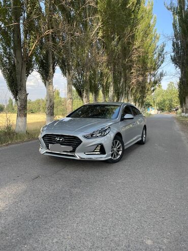 авто джипы: Hyundai Sonata: 2018 г., 2 л, Типтроник, Газ, Седан