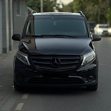 пассаж: Mercedes-Benz Vito: 2019 г., 2 л, Автомат, Бензин, Минивэн — 1