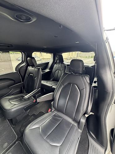 Chrysler: Chrysler Pacifica: 2018 г., 3.6 л, Автомат, Бензин, Минивэн — 10