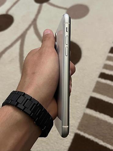 Apple iPhone: IPhone 11, Ağ, Face ID — 7