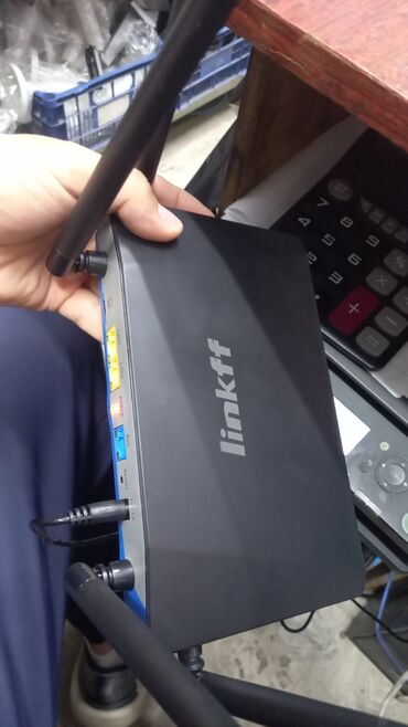 Модемы и сетевое оборудование: 4G Wi-Fi роутеры универсальные можно ставить любую сим карту 4G — 28