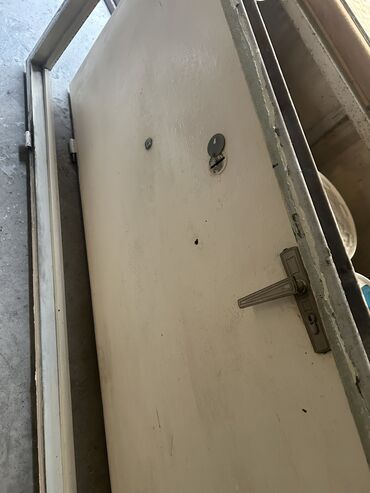замок невидимка: Для квартиры Б/у Входная дверь 90х205 см With peephole, C гарантией, Платная установка, Самовывоз