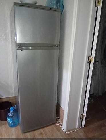 İşlənmiş 2 qapılı Dnepr Soyuducu Satılır, rəng - Boz, Təkərli