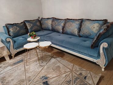 Qida məhsulları: Künc divan
