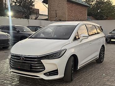 jac j7: BYD Song Max: 2018 г., 1.5 л, Робот, Бензин, Минивэн — 4