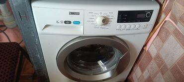 Paltaryuyan maşınlar: Paltaryuyan maşın Zanussi, 6 kq, Yeni, Avtomat, Qurutma var, Kredit yoxdur, Ünvandan götürmə