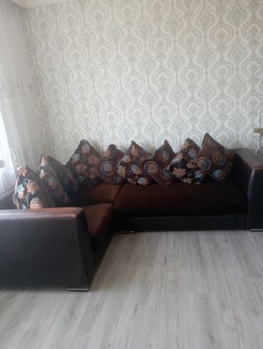 Yataq otağı dəstləri: Künc divan, Parça