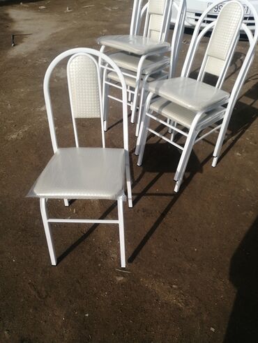 Restoran mebeli: Stullar 13m başlayir.modelə görə qiymət dəyişir keyfiyyətə görə — 20