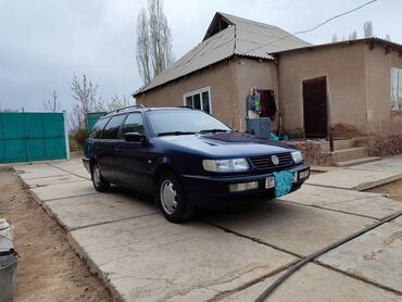 Volkswagen: Volkswagen Passat: 1995 г., 1.8 л, Механика, Бензин