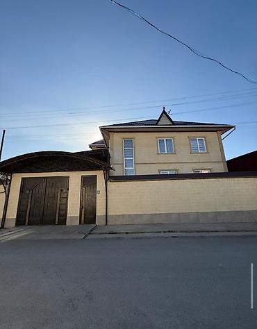 Продажа коттеджей и домов: Продается частный дом в городе Ош, мкр Достук 290.000$ ▫️2 этажный + — 1