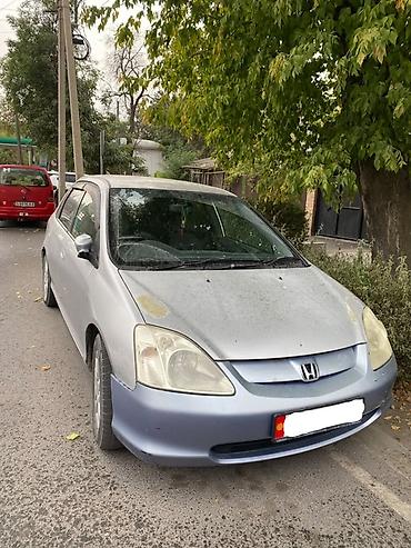 или меняю на дом: Honda Civic: 2002 г., Вариатор, Хэтчбэк — 1