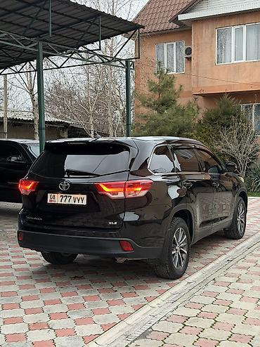 Toyota: Toyota Highlander: 2018 г., 3.5 л, Автомат, Бензин, Внедорожник — 4