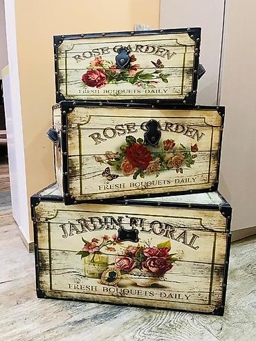 sandiq: Vintage üslubda 3 ədəd dekorativ sandıq dəsti. - Dizayn: “ROSE — 1