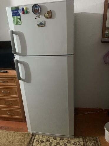 морозильные камеры продаю: Муздаткыч Beko, Эки камералуу