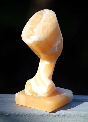 Stare vaze i dekor: Vintage Statua egipatske kraljice Nefertiti ✨ Cena za komad. ✨ — 4