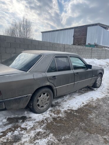 паста б3 седан: Mercedes-Benz W124: 1992 г., 2 л, Механика, Бензин, Седан