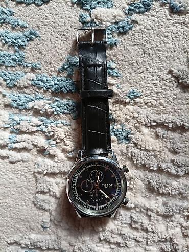 Мужские наручные часы Tissot с хронографом - Круглый корпус из