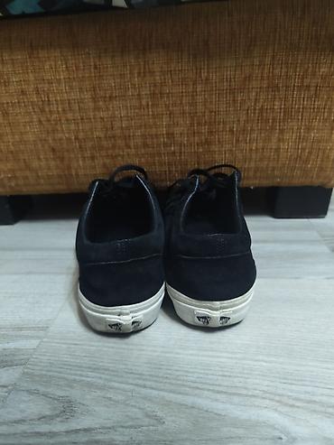 Кроссовки и спортивная обувь: Original Vans 100almisdim 35 satıram razmer 38-39 — 2