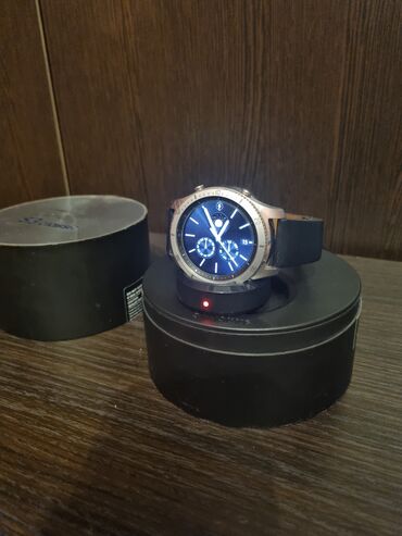 samsung galaxy fold2: Samsung gear s3 classic 
в хорошем состоянии,
с набором ремешков