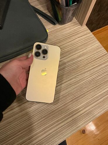 Apple iPhone: IPhone 13 Pro, 256 GB, Qızılı, Simsiz şarj, Face ID — 22