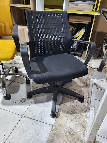 Ofis və oyun kresloları: İşlənmiş, Təkərli, Qolları tənzimlənmir, Parça — 11