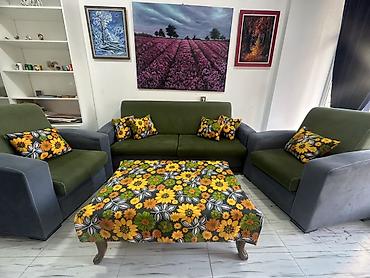 puff kreslo: Yaşıl–boz tonlarda salon mebel dəsti - Tərkib: 1 üçlü divan, 2 ədəd — 1