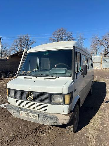 man tgx: Mercedes-Benz T1: 1993 г., 2.3 л, Механика, Дизель, Фургон — 1