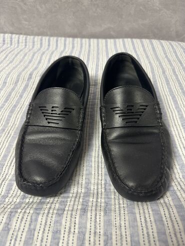 Ayaqqabılar: Emporio Armani Teze mokasin, Almaniyadan gelib, ölçüsü 42, düz