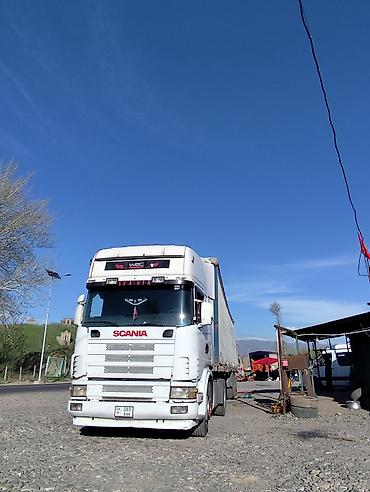 honda domani: Тягач, Scania, 2003 г., Тентованный — 3