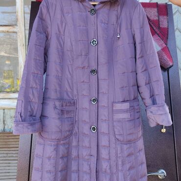 длинные куртки женские зима: Куртка женская в отличном состоянии. длинная и тёплая. Подойдет на