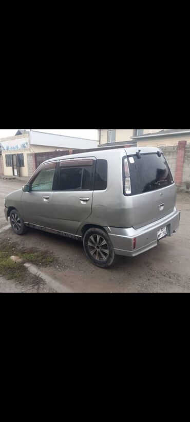 Nissan: Nissan Cube: 2000 г., 1.3 л, Автомат, Бензин, Хэтчбэк