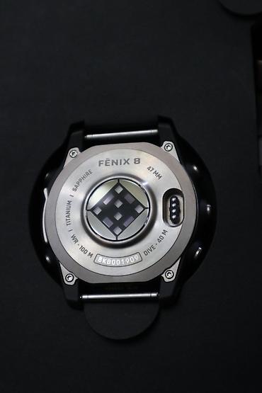 Garmin: Garmin Fenix 8 AMOLED Sapphire Titanium 47 мм Премиальный комплект в — 3