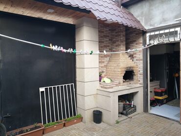 Həyət evləri və villaların satışı: Qaraçuxur qəs. 4 otaqlı, 130 kv. m, Orta təmir — 2