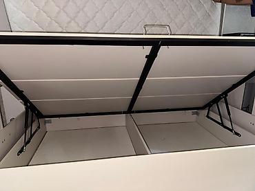 bunk bed: Двухъярусная кровать с мягкими изголовьями и местом для хранения — 8