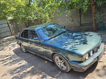 бампер на тайота виндом: Автомобиль BMW 5 серии (E34) седан, окрашенный в темно-зеленый цвет