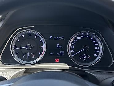 Hyundai: Hyundai Sonata: 2019 г., 2 л, Автомат, Газ, Седан — 6