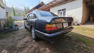 мазда крос: Mercedes-Benz W124: 1991 г., 2.3 л, Механика, Бензин, Седан — 4