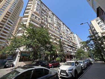 xani mmc: 4 otaqlı, Yeni tikili, 200 kv. m — 1