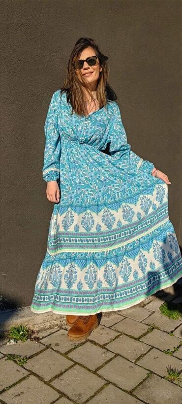 Haljine: Sve slike uživo bez efekta Miss you haljina 2700din S/m i l/xl — 1